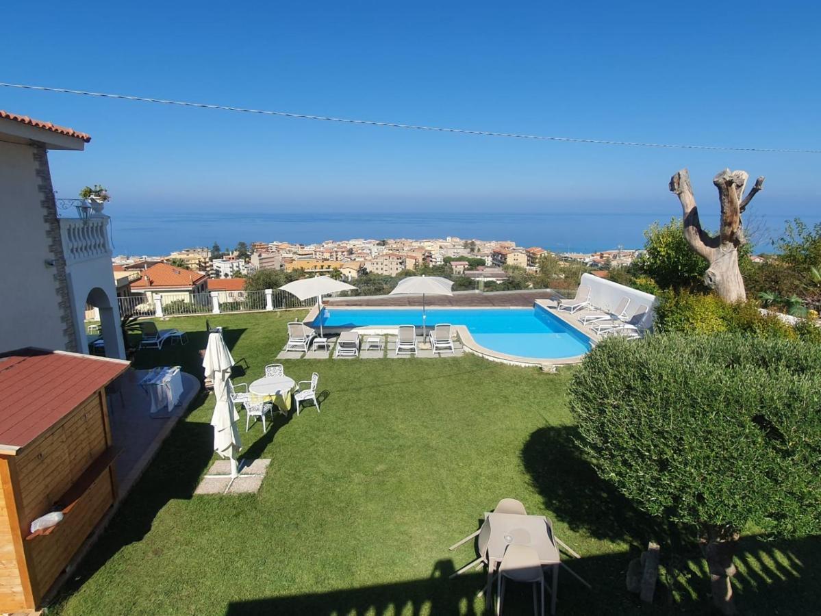Appartamenti Borgo Panoramico N.2 Tropea Exterior foto